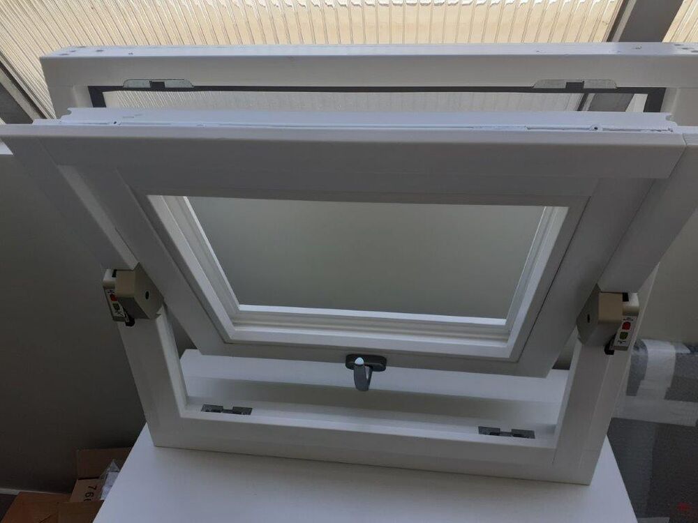 Fenêtre basculante sur mesure fabriquée à Domène